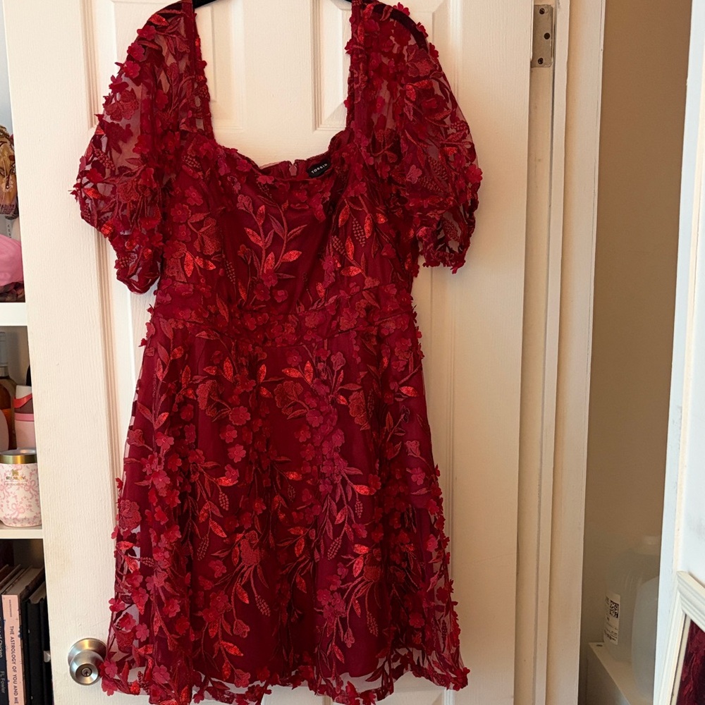 Torrid Size 16 Red Flower Dress